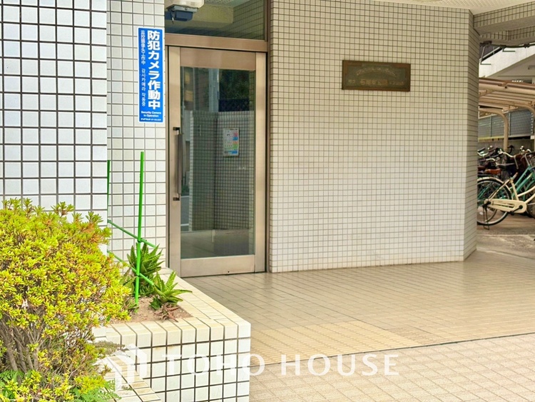 その他 心地よい風、一歩外へ出て身体を伸ばす。どこまでも広がる青空の下、家に帰ってきたなと安心するような空間を。