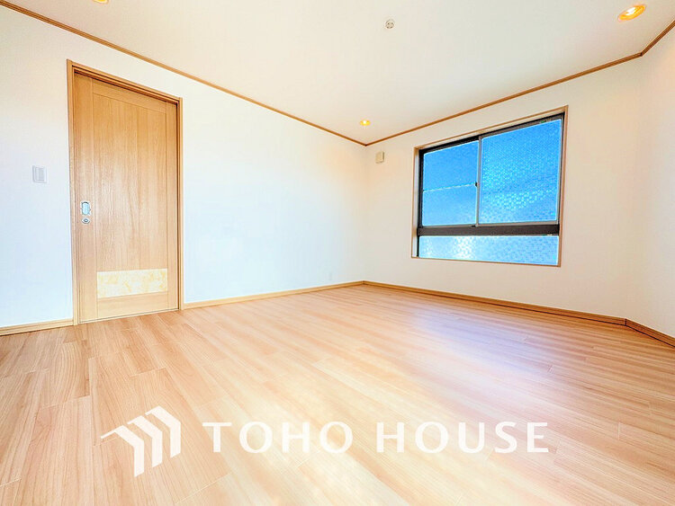 内装 家族みんなが爽やかに過ごせるように、光をたっぷり取り込んだLDK