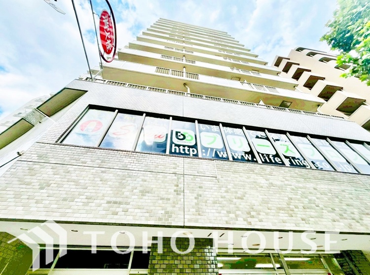 外観 スーパー・病院・公園が徒歩圏に揃い、日々の暮らしを支える生活利便施設が整った快適な住環境です。