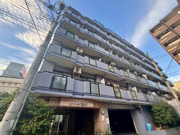 外観 飽きのこないシンプルモダンな外観です。