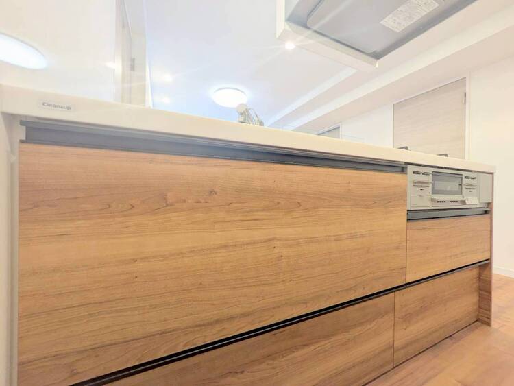 キッチン 開放感のあるキッチンスペース。調理をしながら、会話も弾みそうですね。