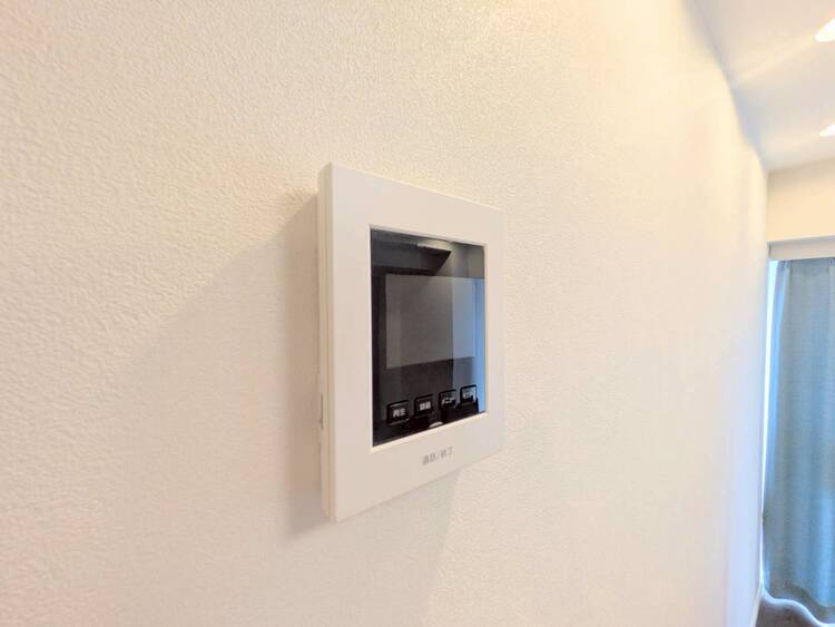 設備 誰が来てもわかる様にモニター付きインターホンを設置。