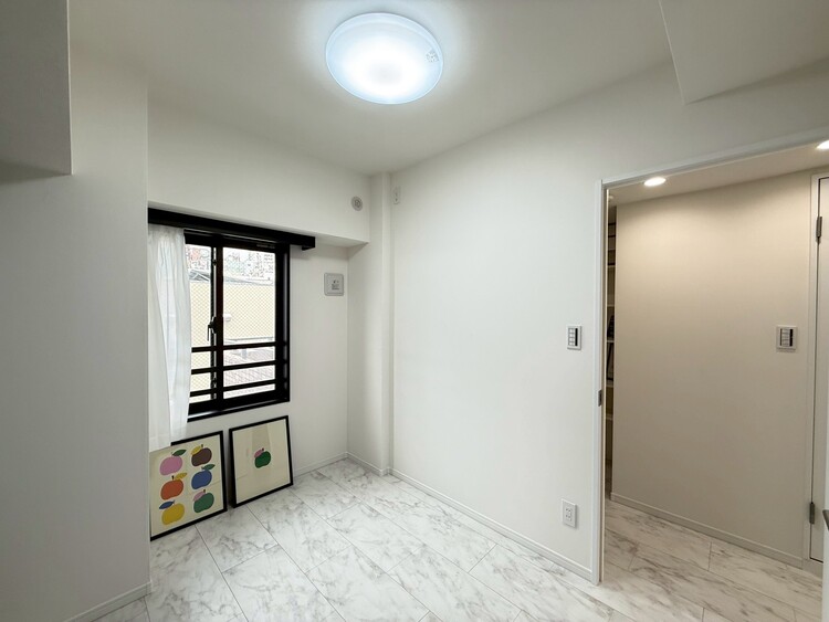 その他 清かで艶やかな時間をもたらしてくれる室内です。