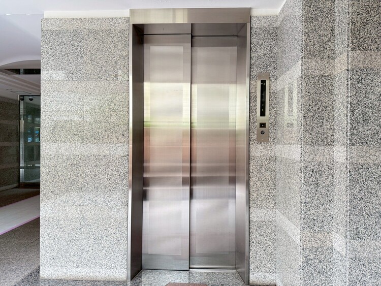 その他 エレベーター完備のため荷物が多くなっても安心。