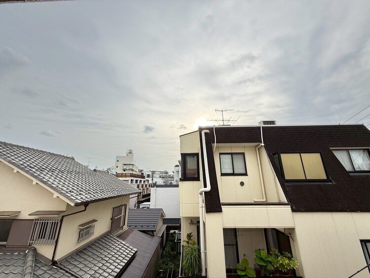 その他 眺望や窓からの景色が良いと、家で過ごす時間も快適です。