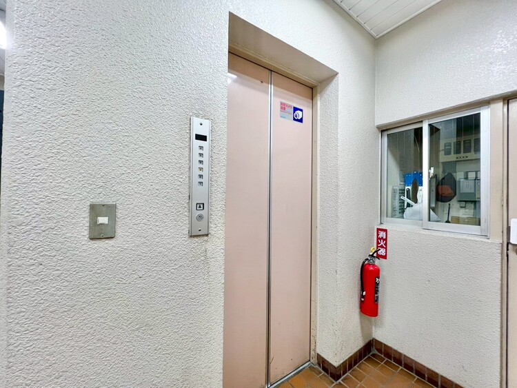 その他 エレベーター完備のため荷物が多くなっても安心。