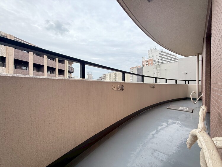 その他 朝の澄んだ空気や、夕方に吹く清々しい風を感じられるバルコニー。