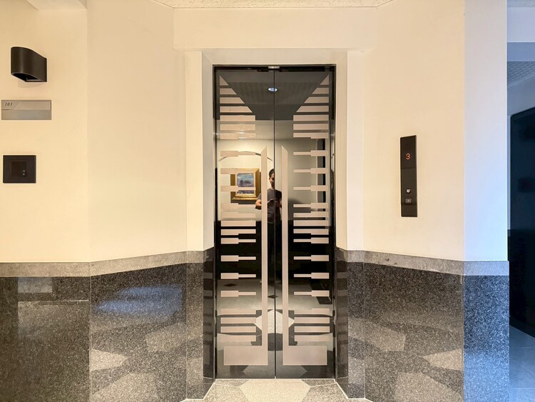 その他 エレベーター完備のため荷物が多くなっても安心。