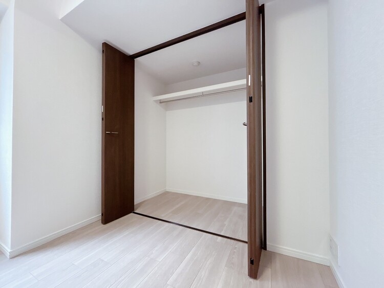 その他 収納スペースが付いていて、お部屋を広く使っていただけます。