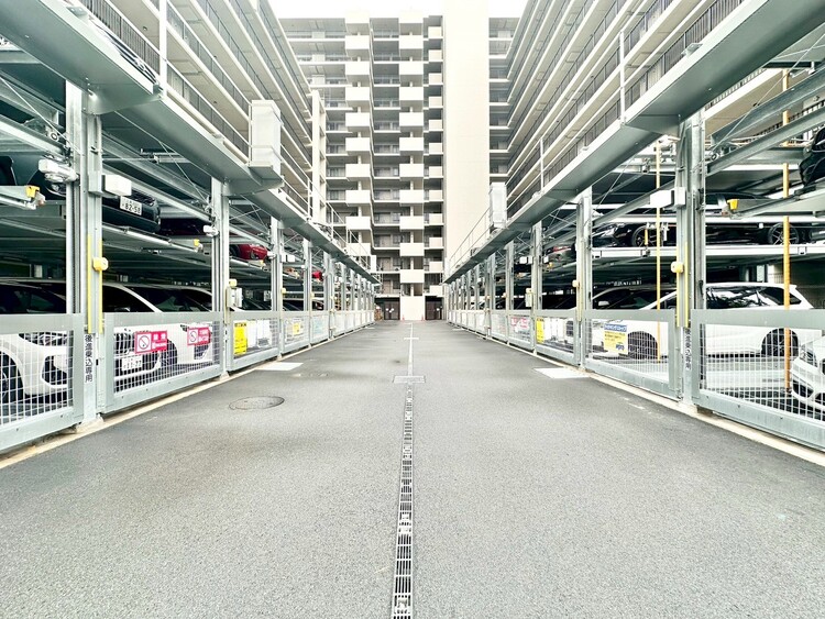 駐車場 【駐車場】駐車スペースが嬉しいですね。※空き状況は都度ご確認下さい。