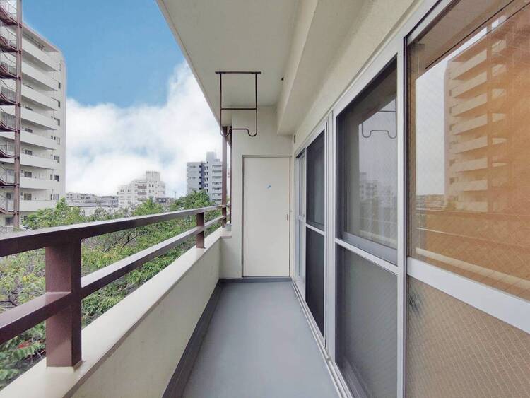 その他 朝の澄んだ空気や、夕方に吹く清々しい風を感じられるバルコニー。