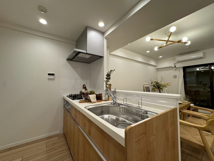 その他 開放感のあるキッチンスペース。調理をしながら、会話も弾みそうですね。