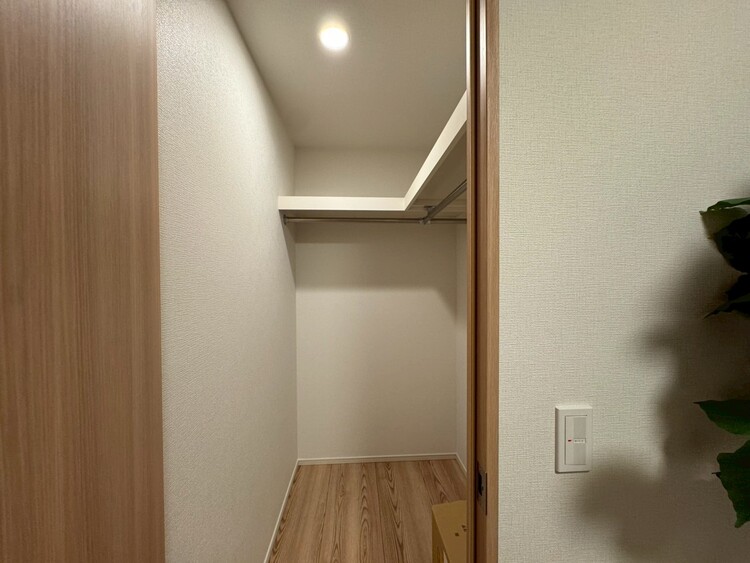 その他 家電やスーツケース、ストック品など何でも片付く嬉しい空間です。