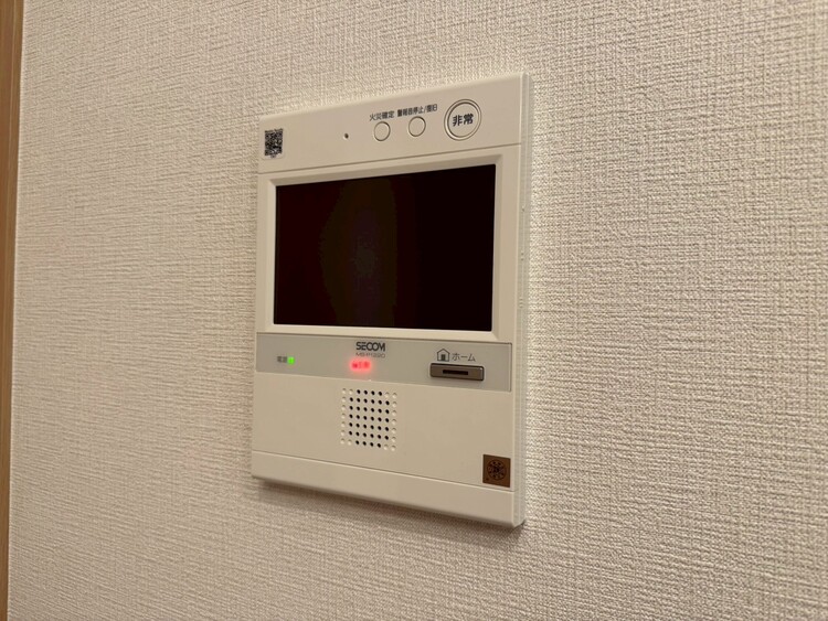 その他 誰が来てもわかる様にモニター付きインターホンを設置。