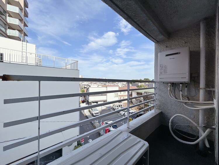 その他 朝の澄んだ空気や、夕方に吹く清々しい風を感じられるバルコニー。