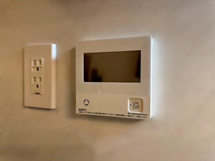 その他 見やすい画面で操作しやすい給湯パネル。