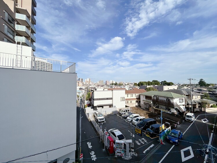 その他 眺望や窓からの景色が良いと、家で過ごす時間も快適です。