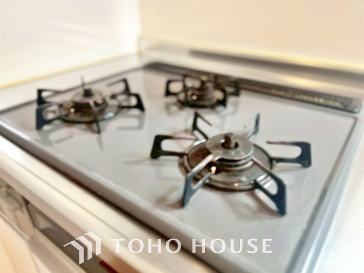 キッチン 【KITCHEN】◆家族のおはよう◆の声を笑顔で迎えてあげられるシステムキッチン。朝ごはんが楽しみでちょっと早起きしたくなるんです。