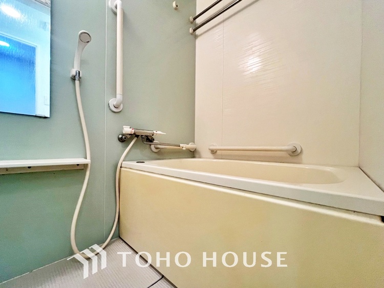 風呂 【BATHROOM】◆プライベートな空間◆simpleだからrelaxできるんです。こころもからだもキレイさっぱり。