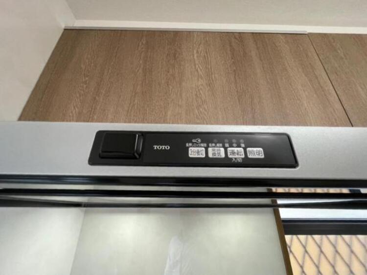 キッチン お手入れ快適なフラットデザインのレンジフード