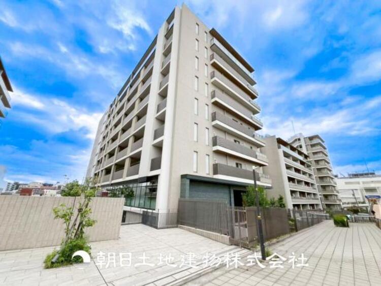 外観 【外観写真】その家から感じられる、気品・上質・重厚感・極細やかさ、そのすべては見た者に安らぎを与える特別な空間です。ここに住むからこそ意味がある。すべての（始まり）をここから迎えましょう。