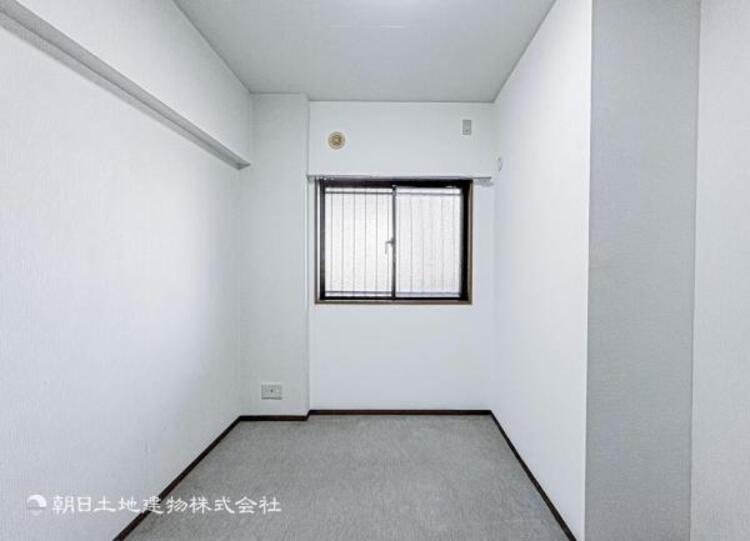 内装 自分の時間を充実させながら心豊かにできるプライベート空間！！穏やかな寛ぎを届ける仕様のゆとりある居室。個室のお部屋が欲しいという要望に応える設計で、過ごす時間が長くてもゆったり落ち着いて過ごせそう！！