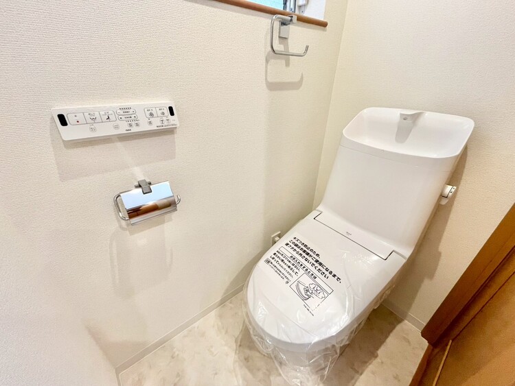 トイレ 暮らしの中のさりげないひとときの快適さにも、こだわりを、持って設備を配しております。