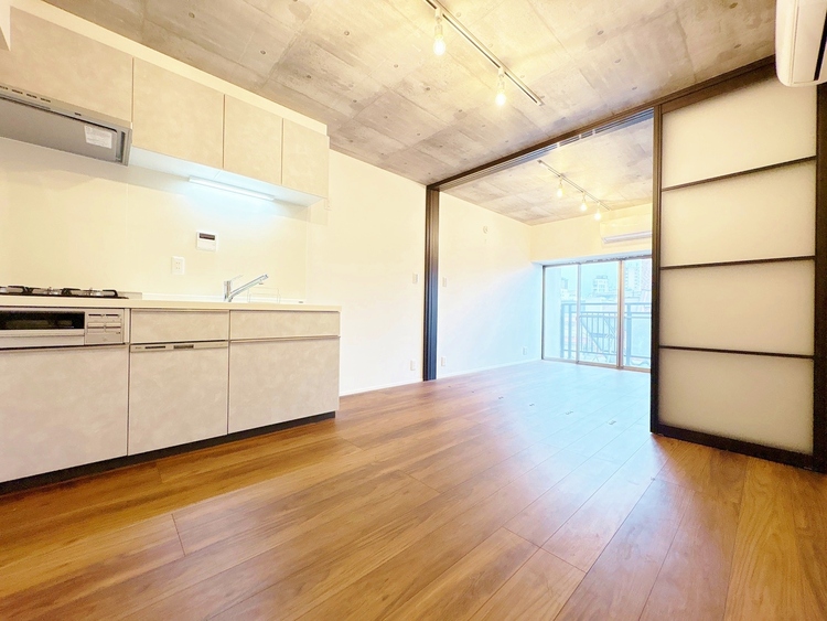 居間 「空間が織り成すひとつ先の住み心地」を演出します。