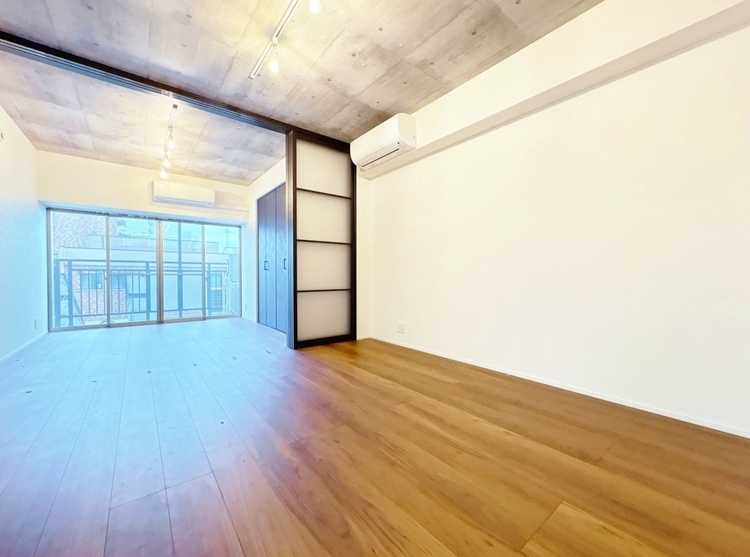 居間 ひとつひとつの空間に宿した機能性、そして美意識。