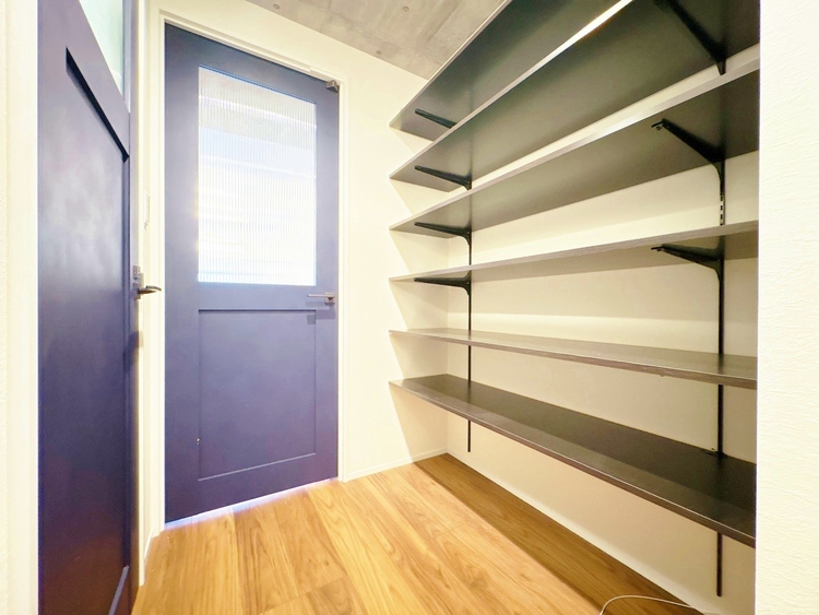 収納 居室にはクローゼットがあり、荷物もスッキリ収納して快適にお過ごしいただけます。