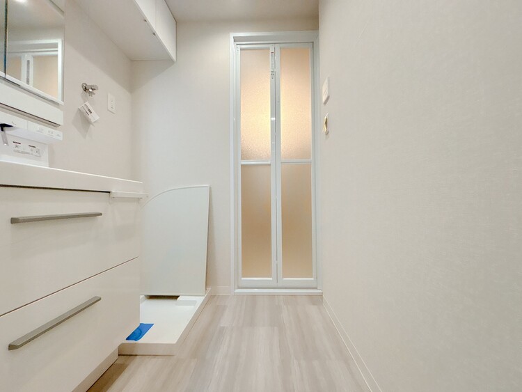 洗面 清潔感と心地よさを重視した、上質感漂うパウダールーム。