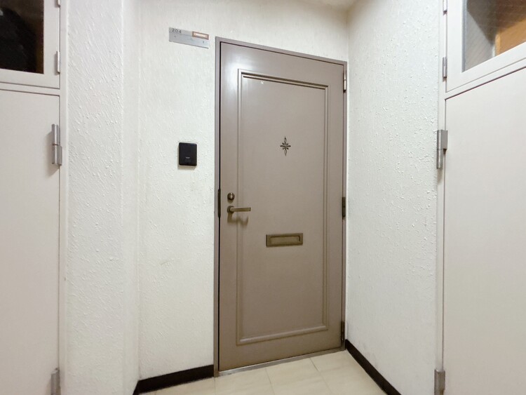 玄関 玄関を開ければ、そこは安らぎのご自宅。