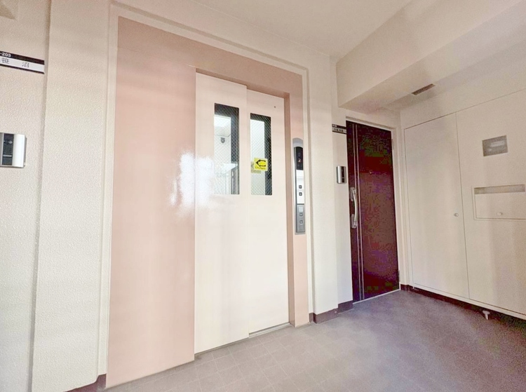 その他 エレベーターの管理も、きちんと行き届いてます。