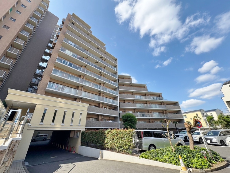 外観 資料には掲載していない情報が、現地にはたくさんあります。是非一度、現地をご確認ください。