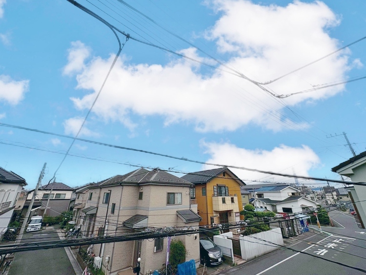 バルコニー 頬をなでる、優しい風を感じることが出来ます。