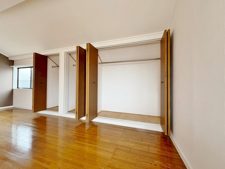 収納 居室にはクローゼットがあり、荷物もスッキリ収納して快適にお過ごしいただけます。