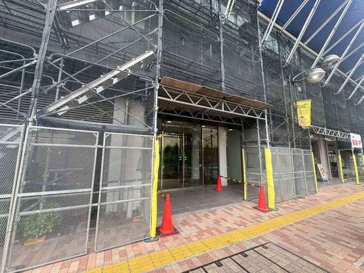 その他 上質感漂う玄関アプローチです。