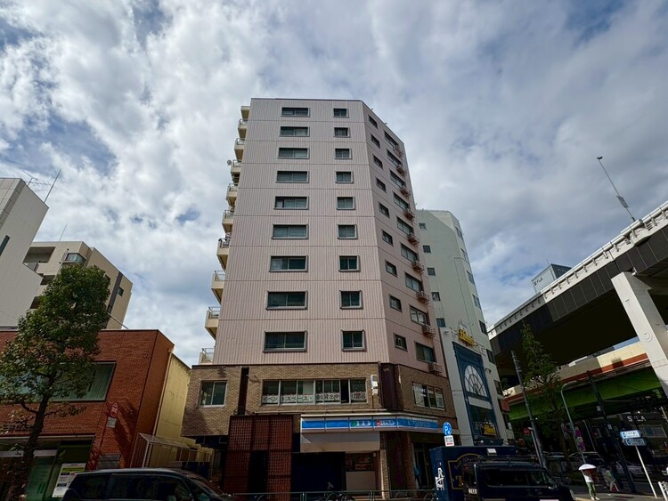 その他 飽きのこないシンプルモダンな外観です。