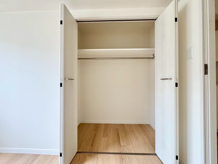 その他 収納スペースが付いていて、お部屋を広く使っていただけます。