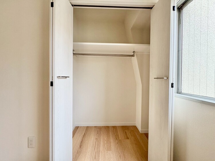 その他 家電やスーツケース、ストック品など何でも片付く嬉しい空間です。