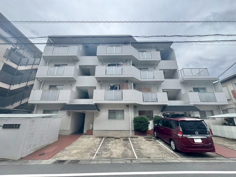 その他 飽きのこないシンプルモダンな外観です。