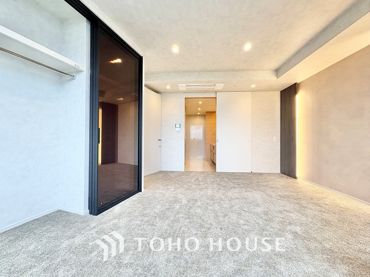 内装 【Breeze, green scent】澄み切った空気。移ろう季節の中、ゆっくりと流れる時間。幸せを噛みしめる穏やかな生活。