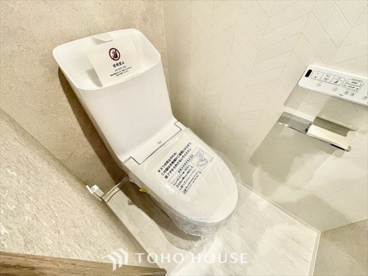 トイレ 【TOILET】◆快適◆な生活に不可欠。節水型の高性能トイレを新設。