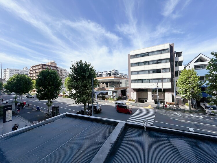 その他 眺望や窓からの景色が良いと、家で過ごす時間も快適です。