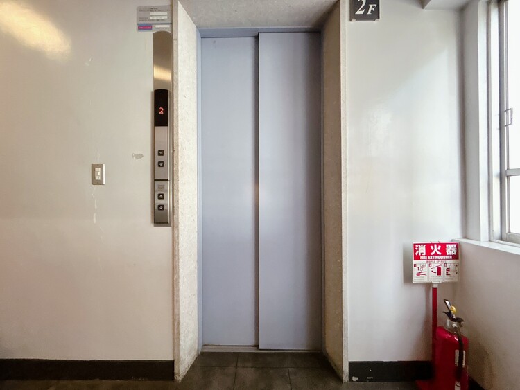 その他 エレベーター完備のため荷物が多くなっても安心。