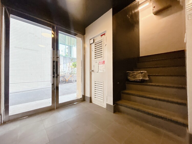 その他 館内は静寂な中が保たれており、管理が行き届いている印象を受けました。