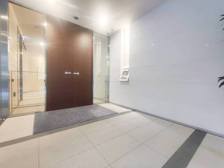 その他 館内は静寂な中が保たれており、管理が行き届いている印象を受けました。