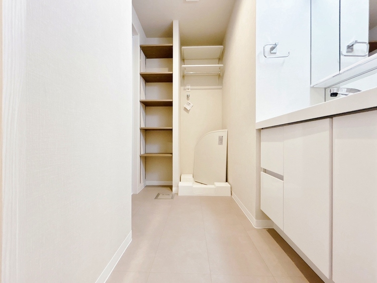 洗面 十分な広さの脱衣所。