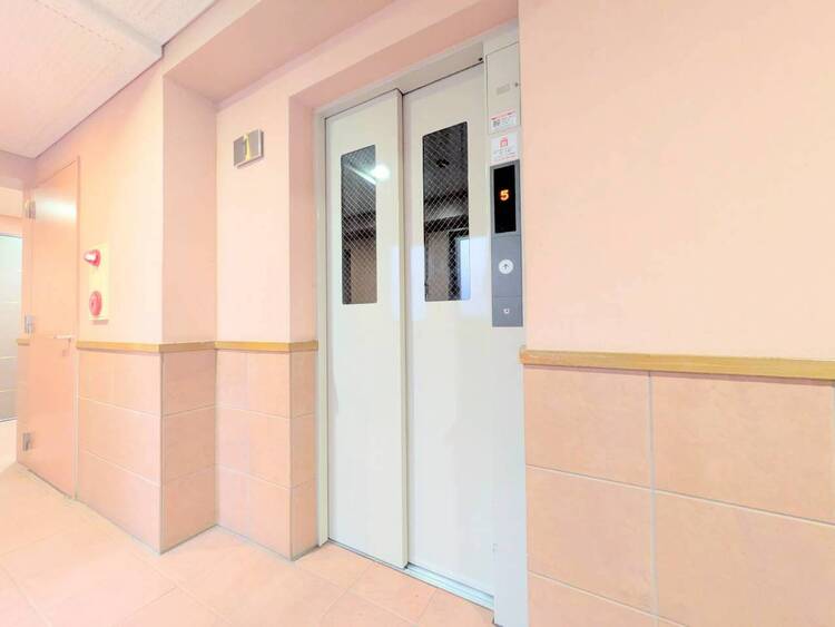 その他 エレベーター完備のため荷物が多くなっても安心。