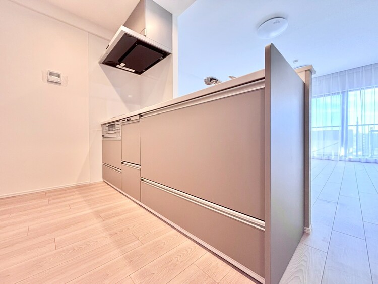 その他 開放感のあるキッチンスペース。調理をしながら、会話も弾みそうですね。